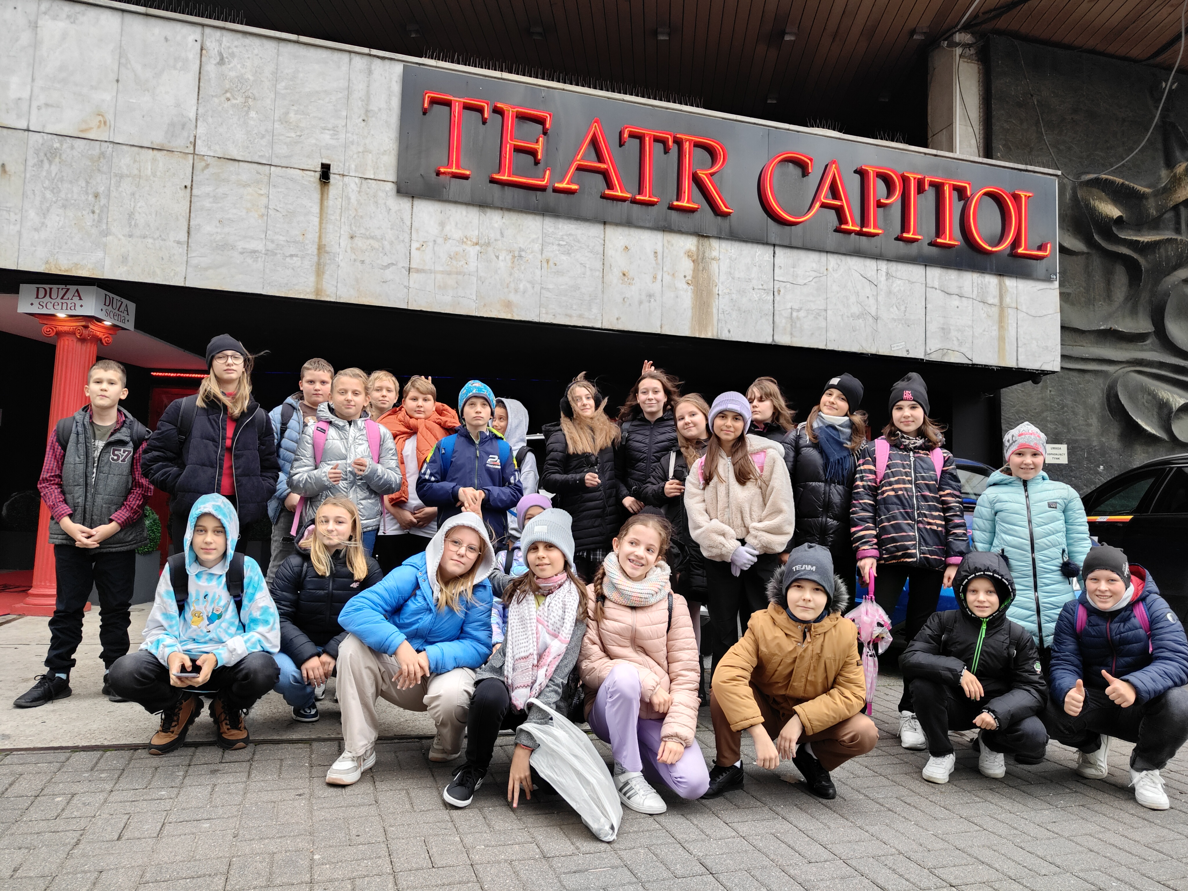 Wycieczka kl 5a - Teatr Capitol 1.jpg (4.03 MB)